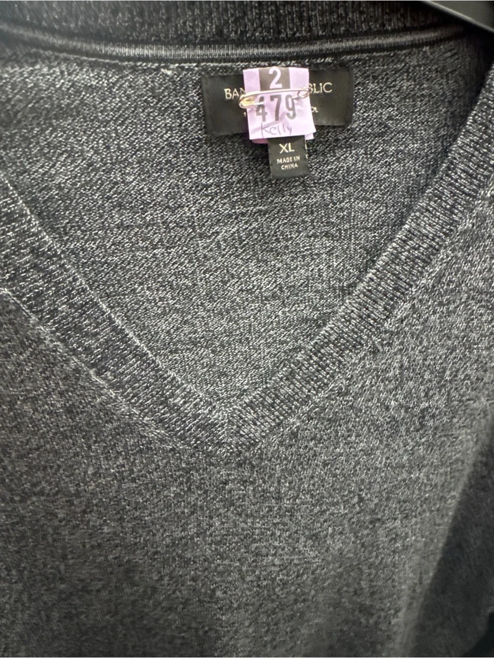 Banana Republic 100% Merino Wool Heathered Grey V-Neck Pullover Sweater XL